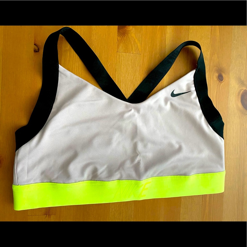 Size L Nike Dri-Fit Cross-Back Sports Bra